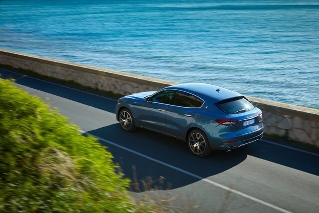 Maserati-Levante-Hybrid-ngoai-that
