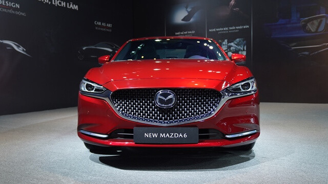 Mazda-6-dau-xe
