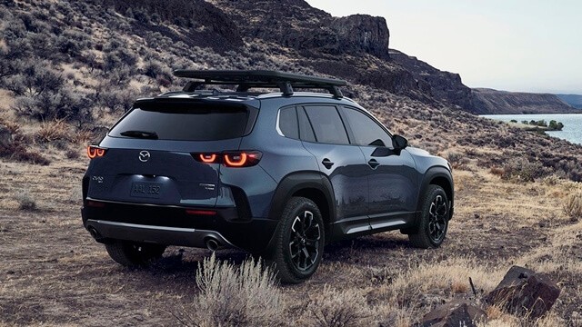 Mazda-CX50-hong-va-duoi-xe