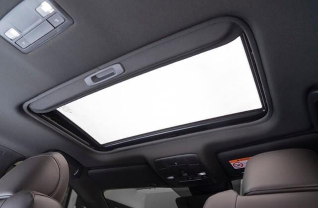 Mazda-CX8-cua-so-troi