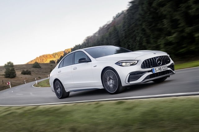 Mercedes-AMG-C43-van-hanh
