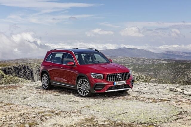 Mercedes-AMG-GLB-35-4Matic-tong-the-ngoai-that