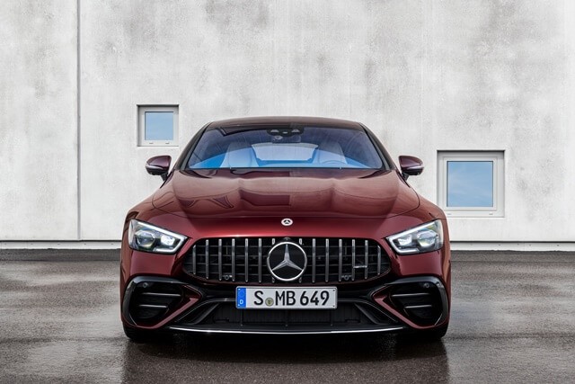 Mercedes-AMG-GT53-2022-phan-dau-xe