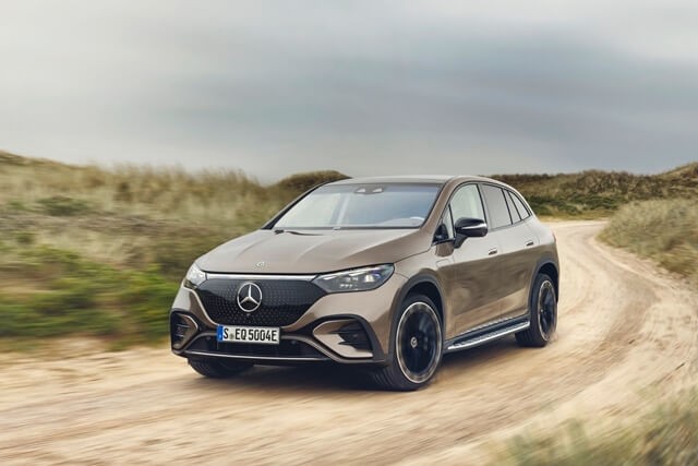 Mercedes-Benz-EQE-SUV-gia-xe