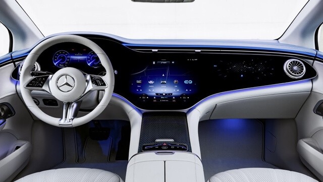 Mercedes-Benz-EQE-khoang-lai