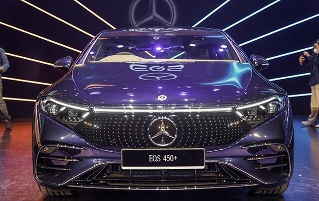 Mercedes-Benz-EQS-450-dau-xe