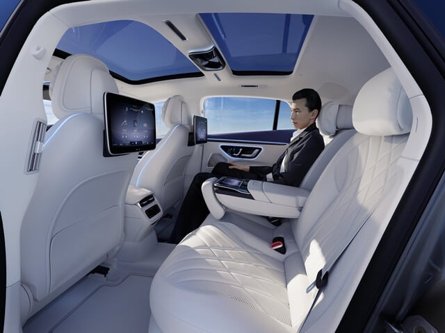 Mercedes-Benz-EQS-man-hinh-ghe-sau