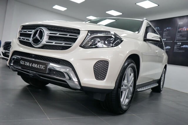 Mercedes-Benz-GLS-350D-phan-dau-xe