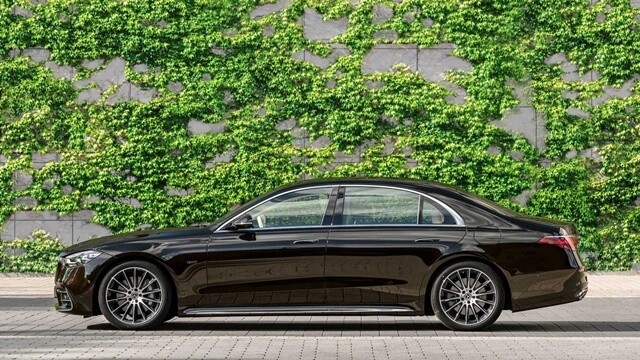 Mercedes-Benz-S580e-2021-than-xe