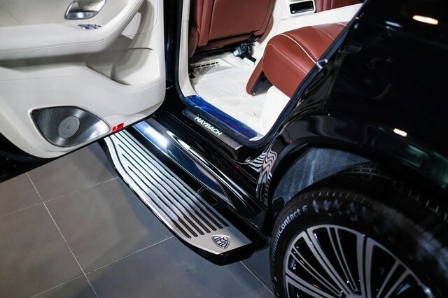 Mercedes-Maybach-GLS-480-4Matic-bac-len-xuong