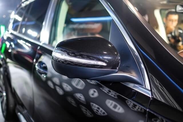 Mercedes-Maybach-GLS-480-4Matic-guong-chieu-hau
