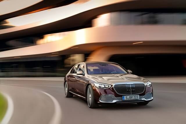 Mercedes-Maybach-S580-4Matic-2021