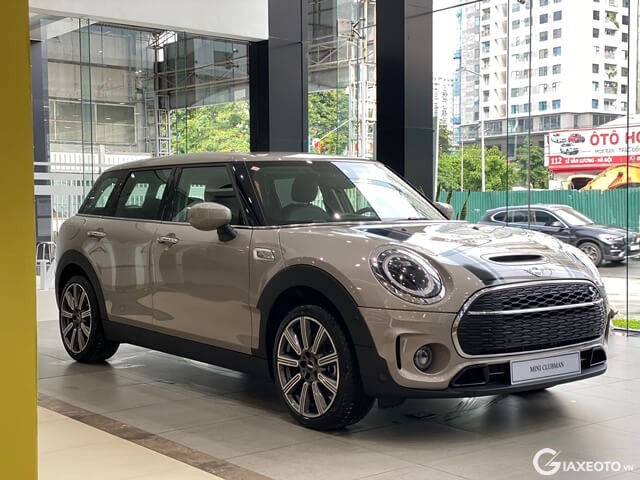 gia xe Mini Cooper Clubman