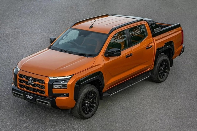 Mitsubishi-Triton-Athlete-the-he-moi-ngoai-that