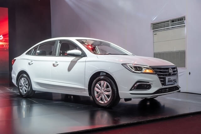 New-MG5-Gia-xe