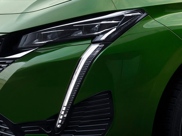 Peugeot-308-2024-den-pha