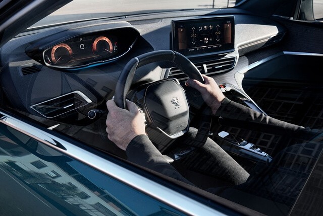 Peugeot-5008-2022-vo-lang