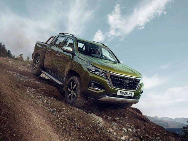 Peugeot-Landtrek-ngoai-that