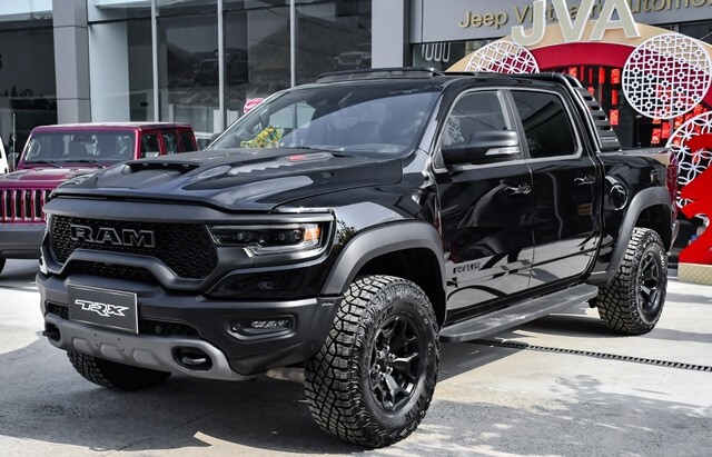 Ram-1500-TRX-tong-the-ngoai-that