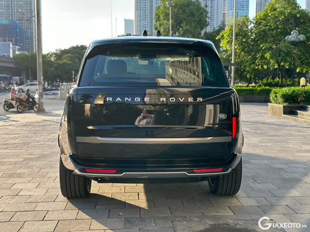 Range-Rover-Autobiography-LWB-duoi-xe