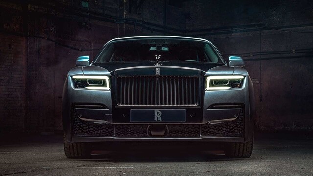 Rolls-Royce-Ghost-Black-Badge-dau-xe