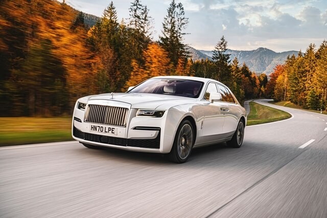 Rolls-Royce-Ghost-gia-bao-nhieu