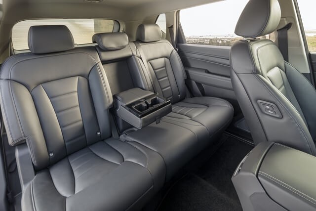 SsangYong-Rexton-khoang-hanh-khach