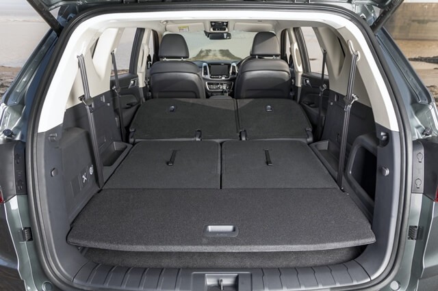 SsangYong-Rexton-khoang-hanh-ly