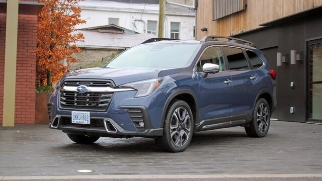 Subaru-Ascent-ngoai-that