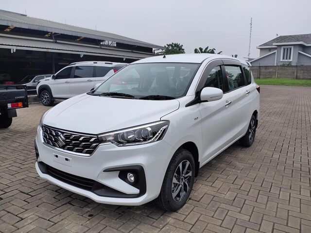 Suzuki-Ertiga-hybrid-2023