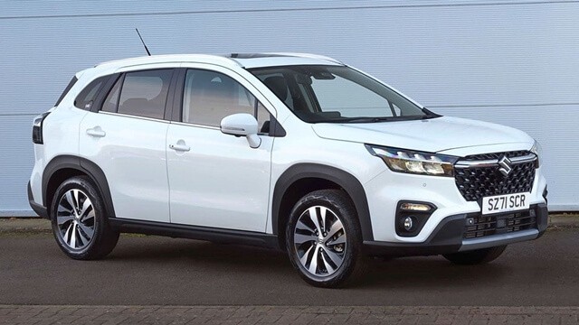 Suzuki-SX4-S-Cross-2022-suon-xe