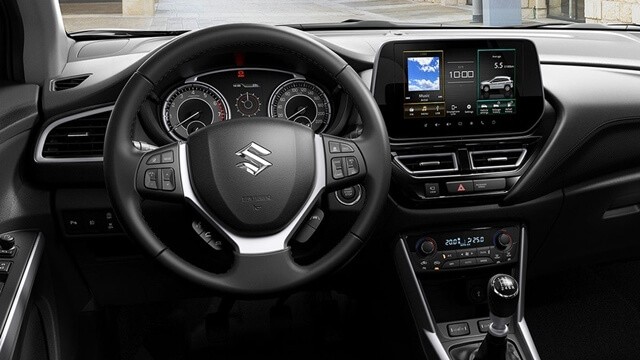 Suzuki-SX4-S-Cross-vo-lang