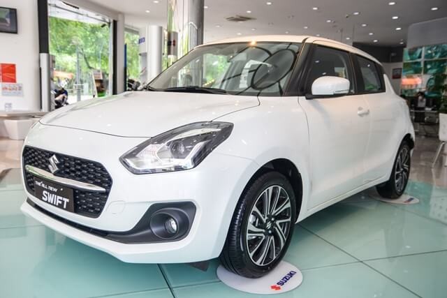 Suzuki-Swift-hinh-anh-ngoai-that