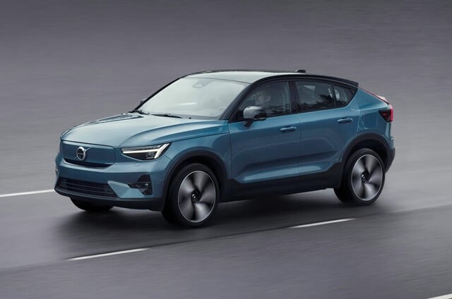 Volvo-C40-Recharge-van-hanh