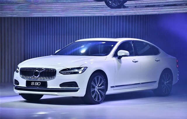 Volvo-S90-ngoai-that