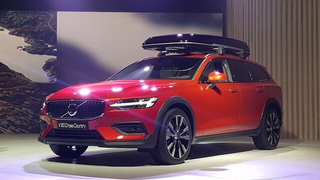 Volvo-V60-Cross-Country-gia-bao-nhieu