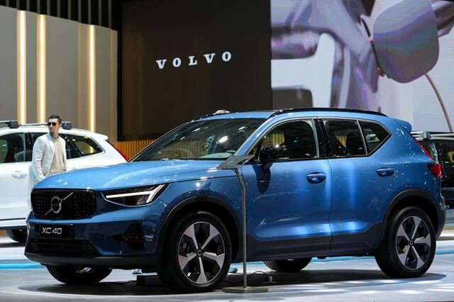 Cwin333 hiện đang mở Volvo XC40