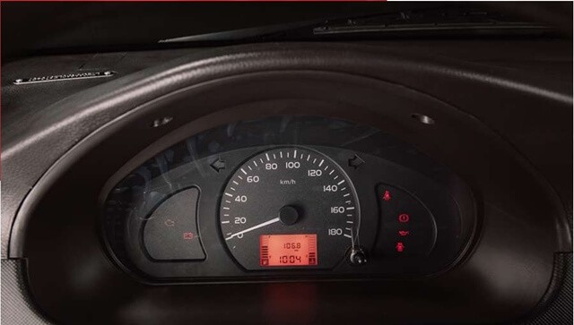 Wuling-Brilliance-1_5-dong-ho-trung-tam