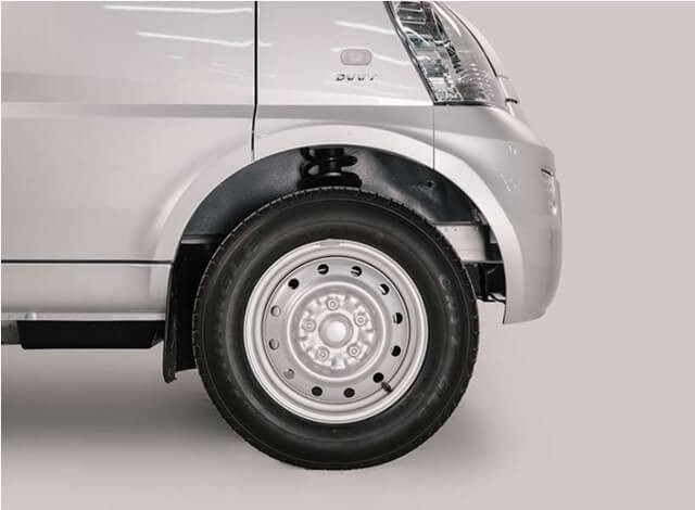 Wuling-Brilliance-1_5-la-zang