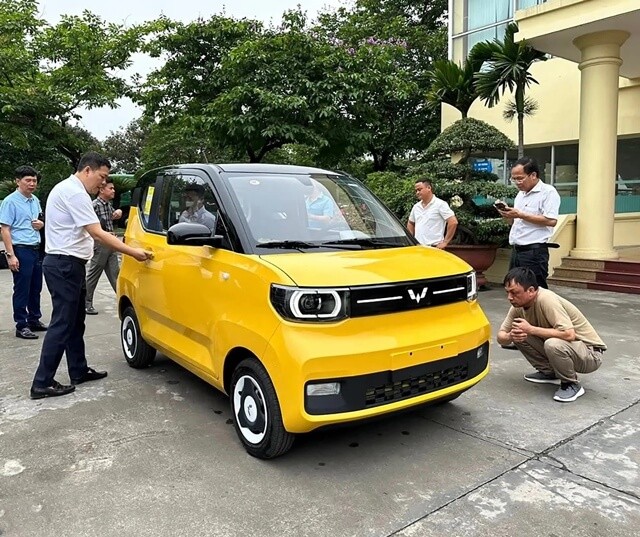 Wuling-HongGuang-Mini-EV-xuat-hien-tai-Viet-Nam