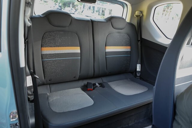 Wuling-Hongguang-mini-EV-ghe-thu-2