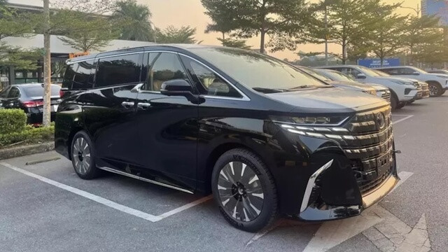 an-toan-xe-toyota-alphard