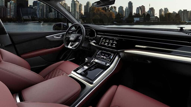 cabin-Audi-SQ7