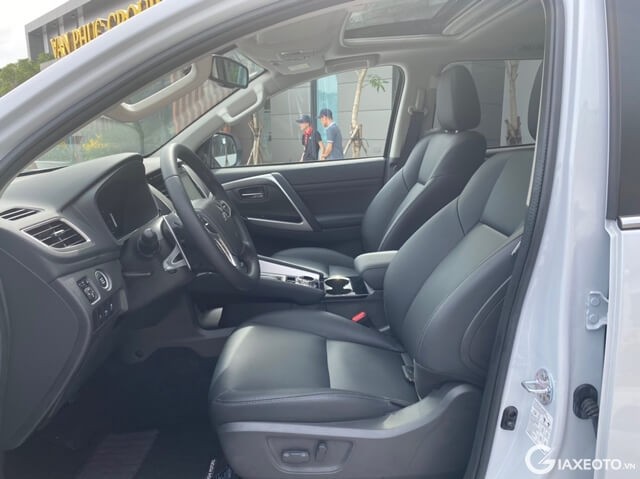 cabin-xe-mitsubishi-pajero-sport
