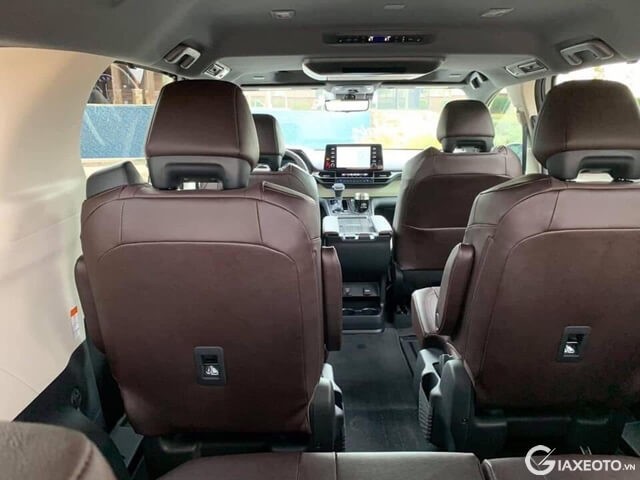 cabin-xe-toyota-sienna
