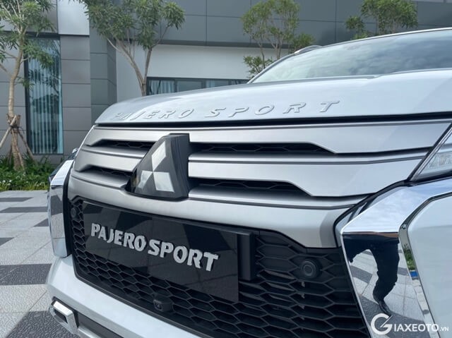 calang-xe-mitsubishi-pajero-sport