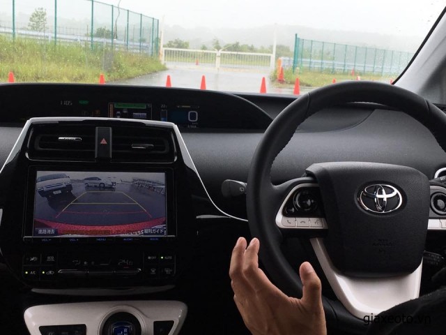 cam-giac-lai-toyota-prius-hybrid