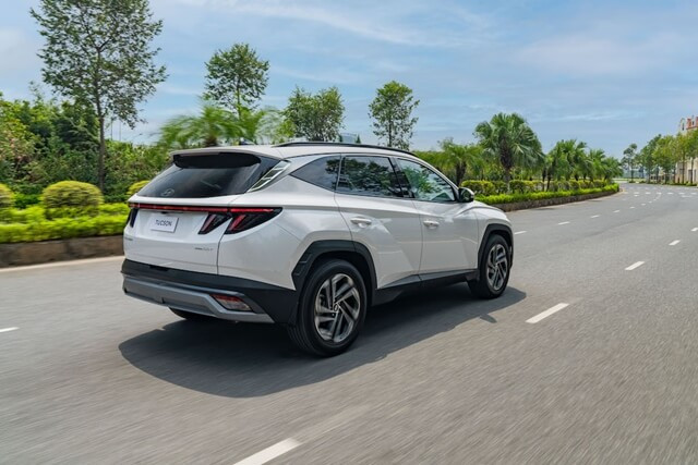 cam-giac-lai-xe-hyundai-tucson-2025