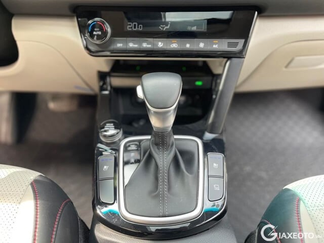 can-so-xe-kia-seltos-2020