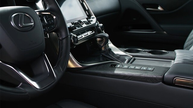 can-so-xe-lexus-lx600